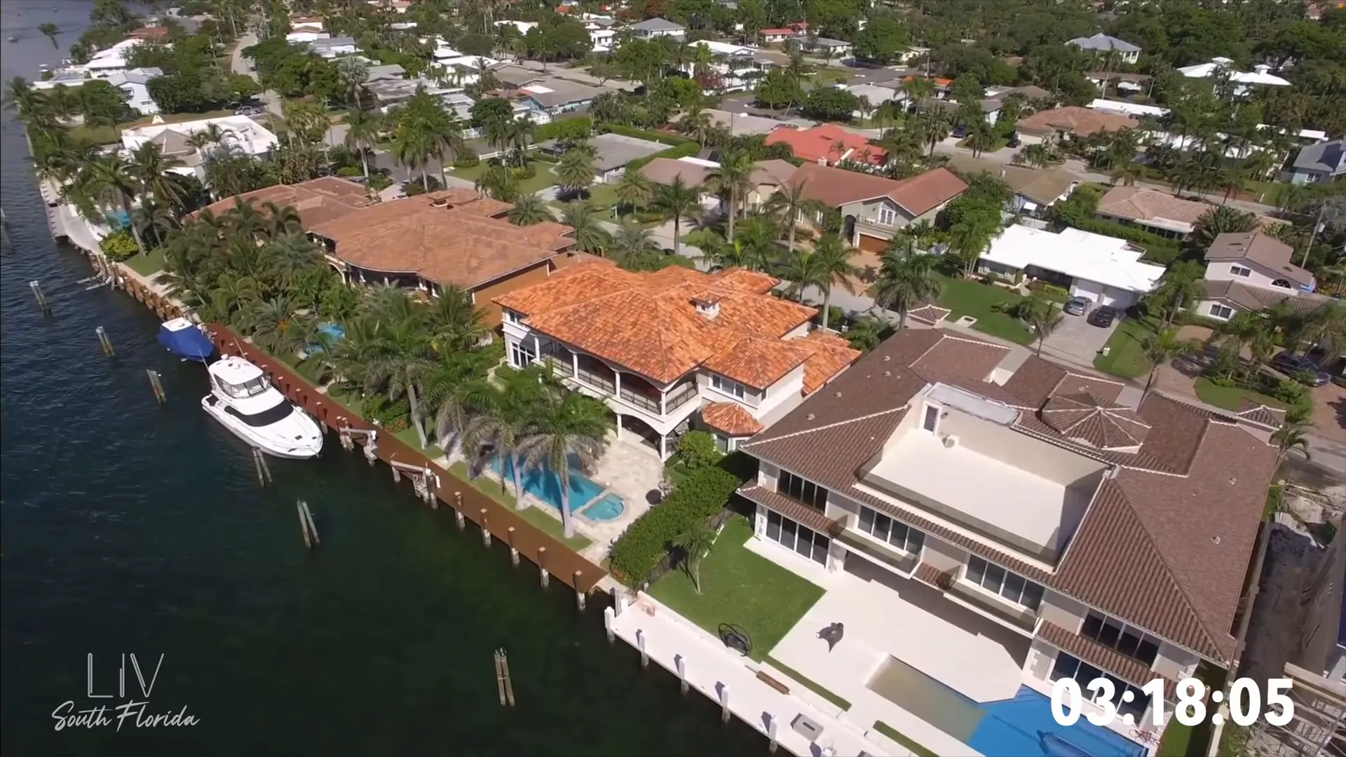 Luxury waterfront home in Lighthouse Point with private dock
