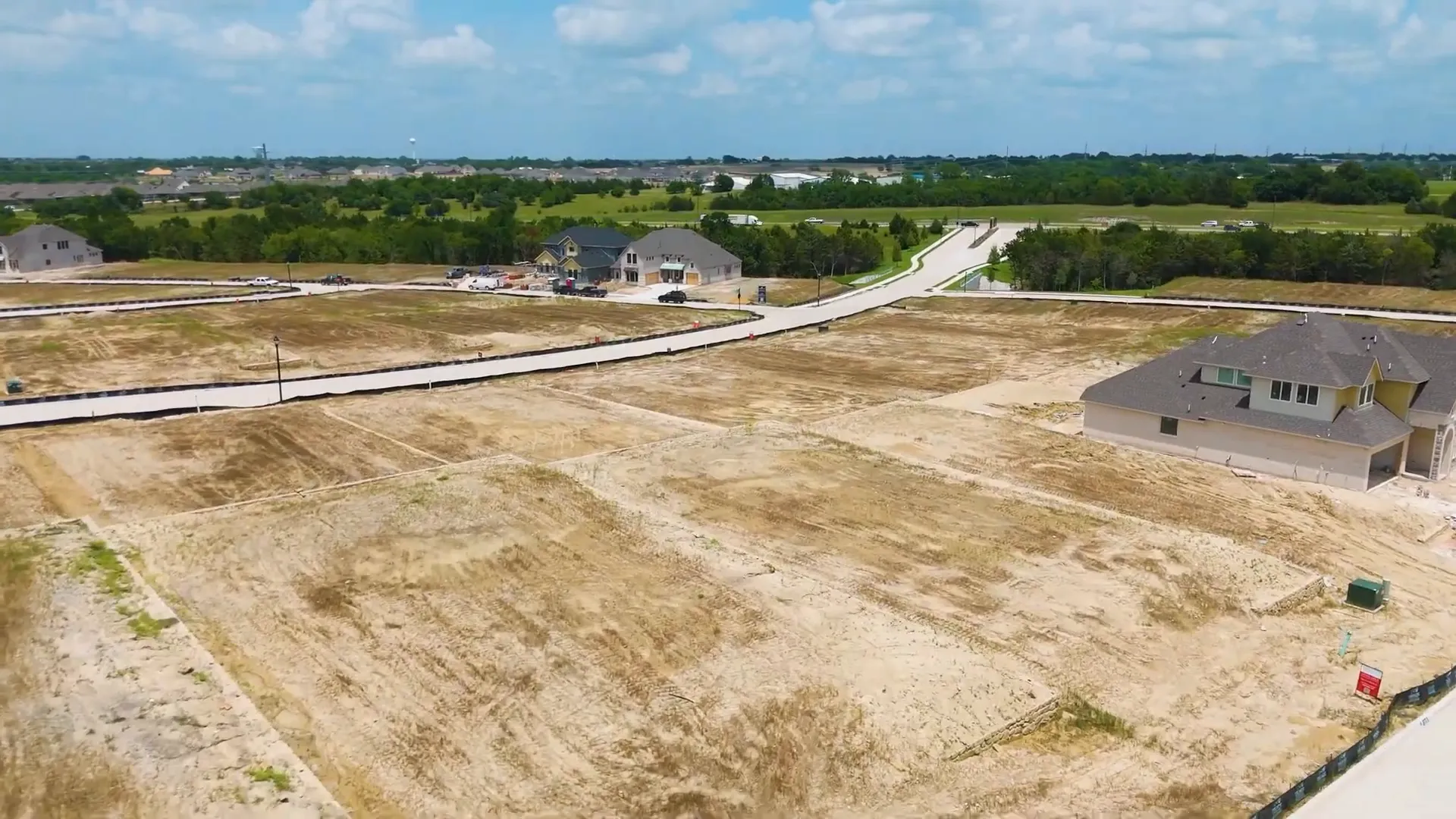 Harry Myers Park next to Park Hills with baseball diamonds and lake