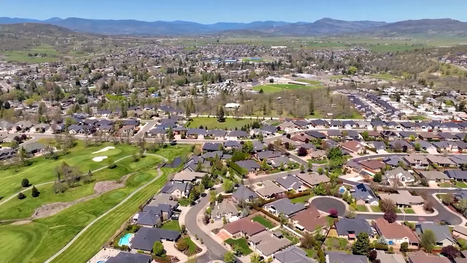 Bend community vibe