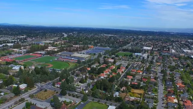 Cupertino Apple headquarters skyline