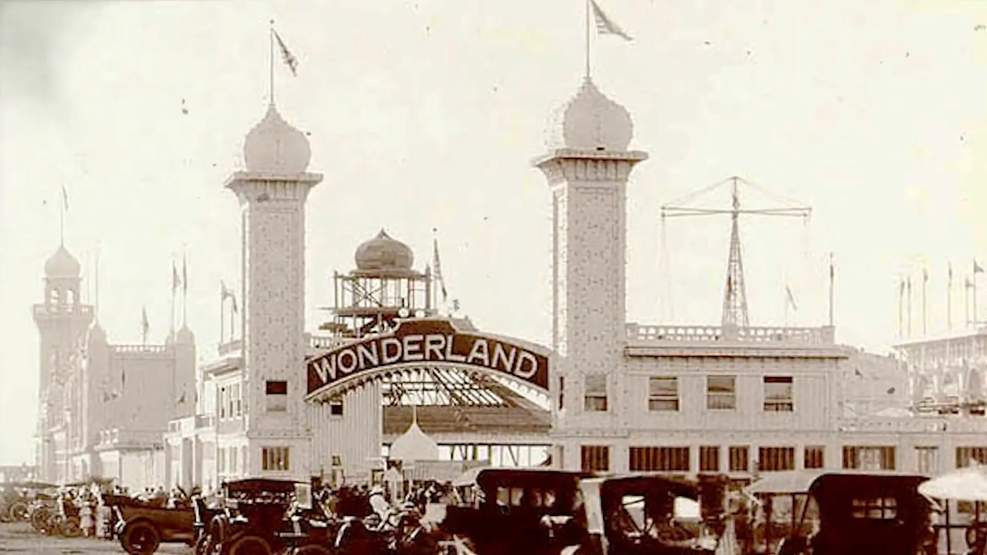 Historical image of Ocean Beach development