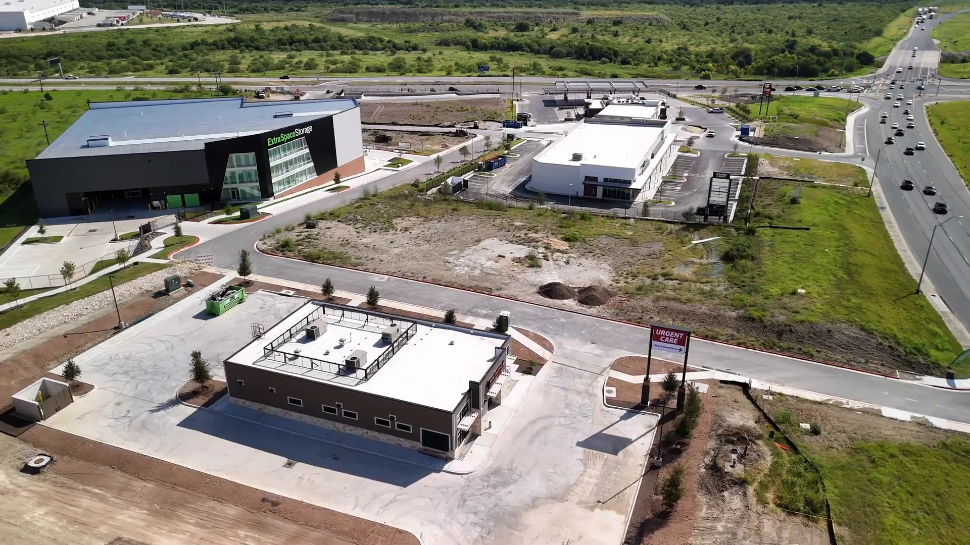 Manor Point retail center with Quick Trip and Extra Space Storage