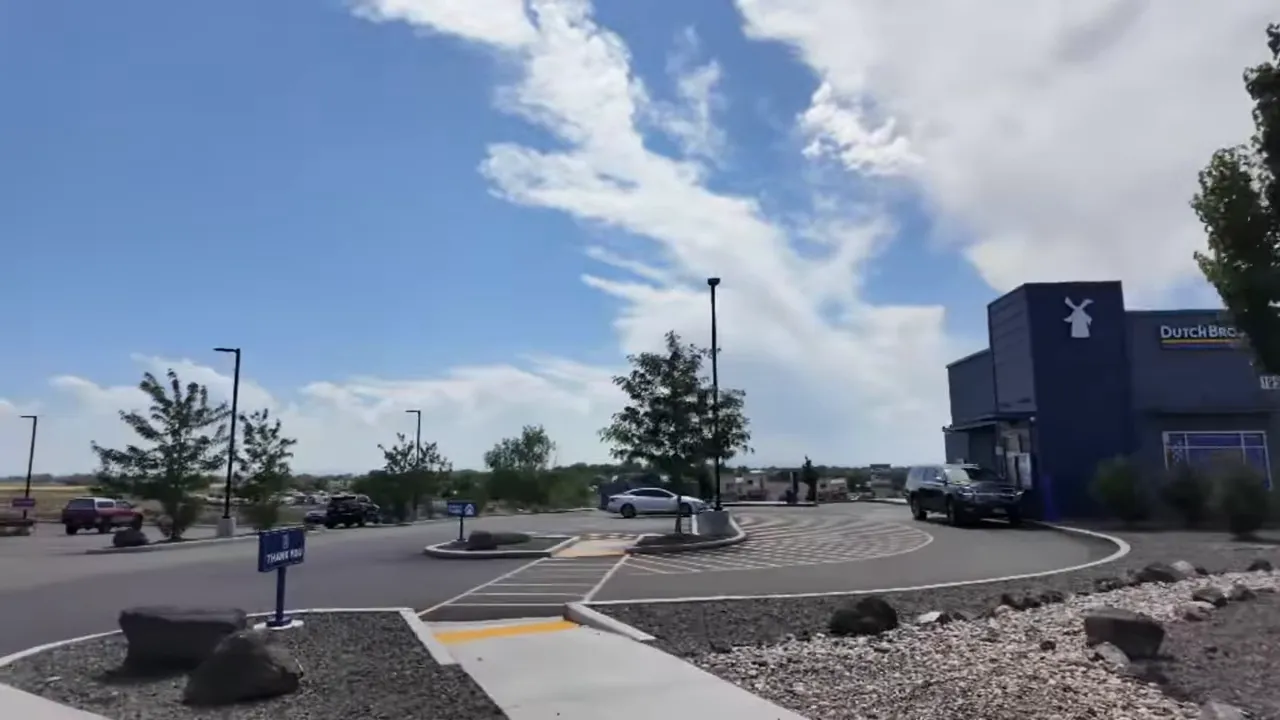 Mountain Home Idaho retail parking lot and road loop near a commercial building