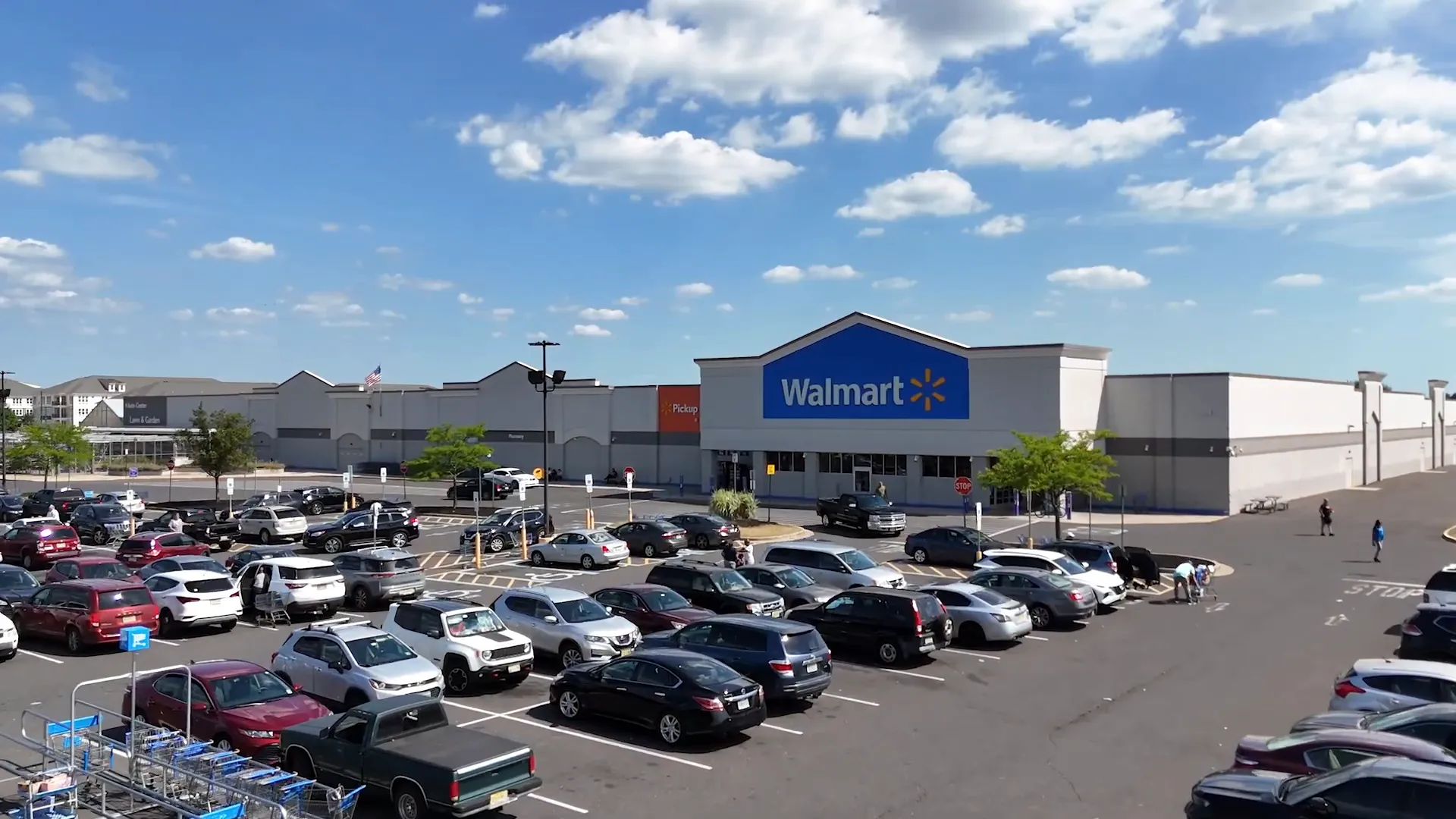 Walmart and other shopping options near Lumberton