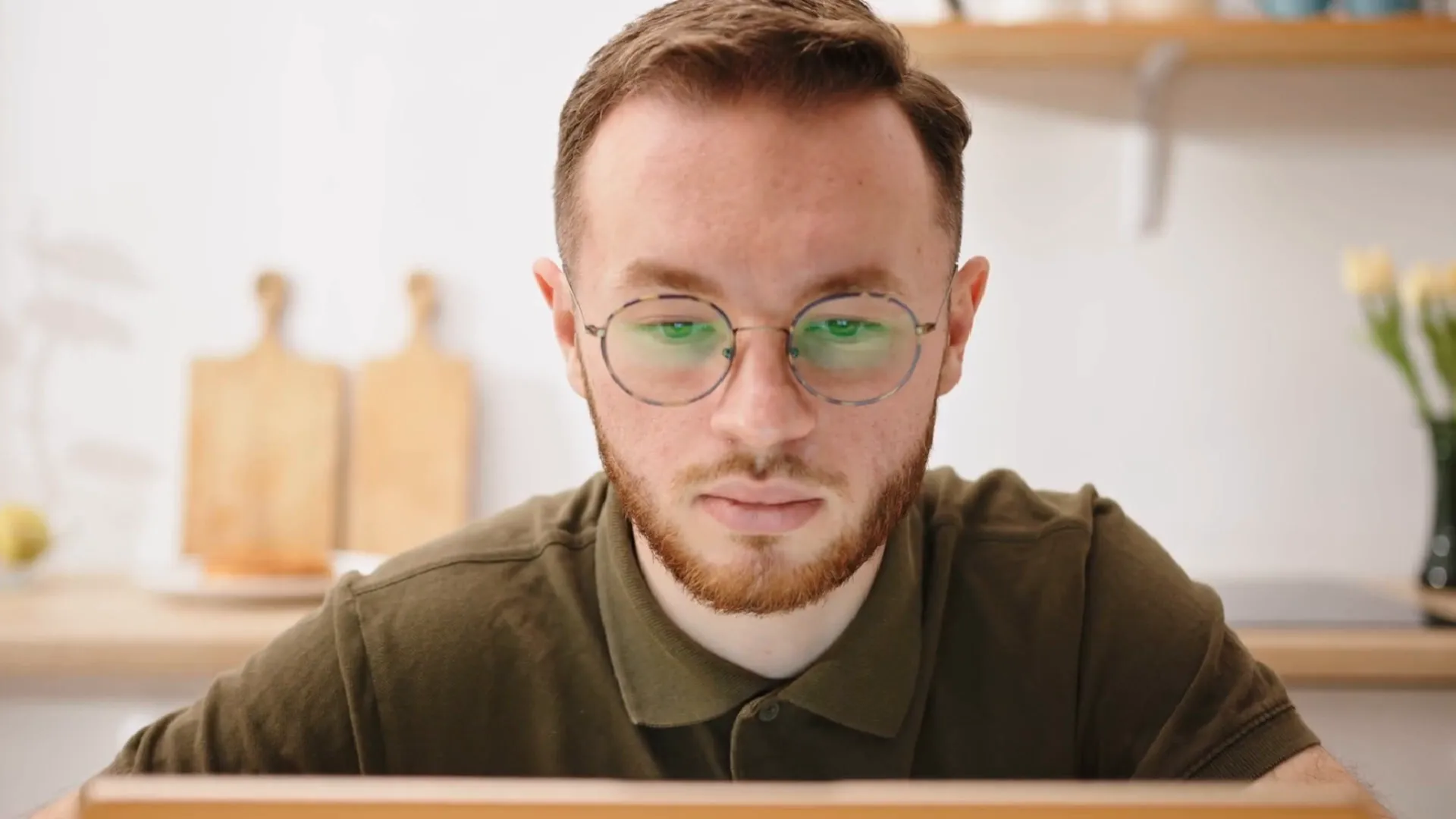 Retargeting strategy for real estate website visitors