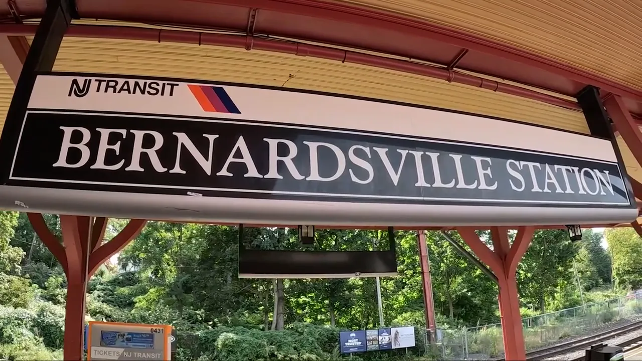 Bernardsville Station sign under NJ Transit shelter