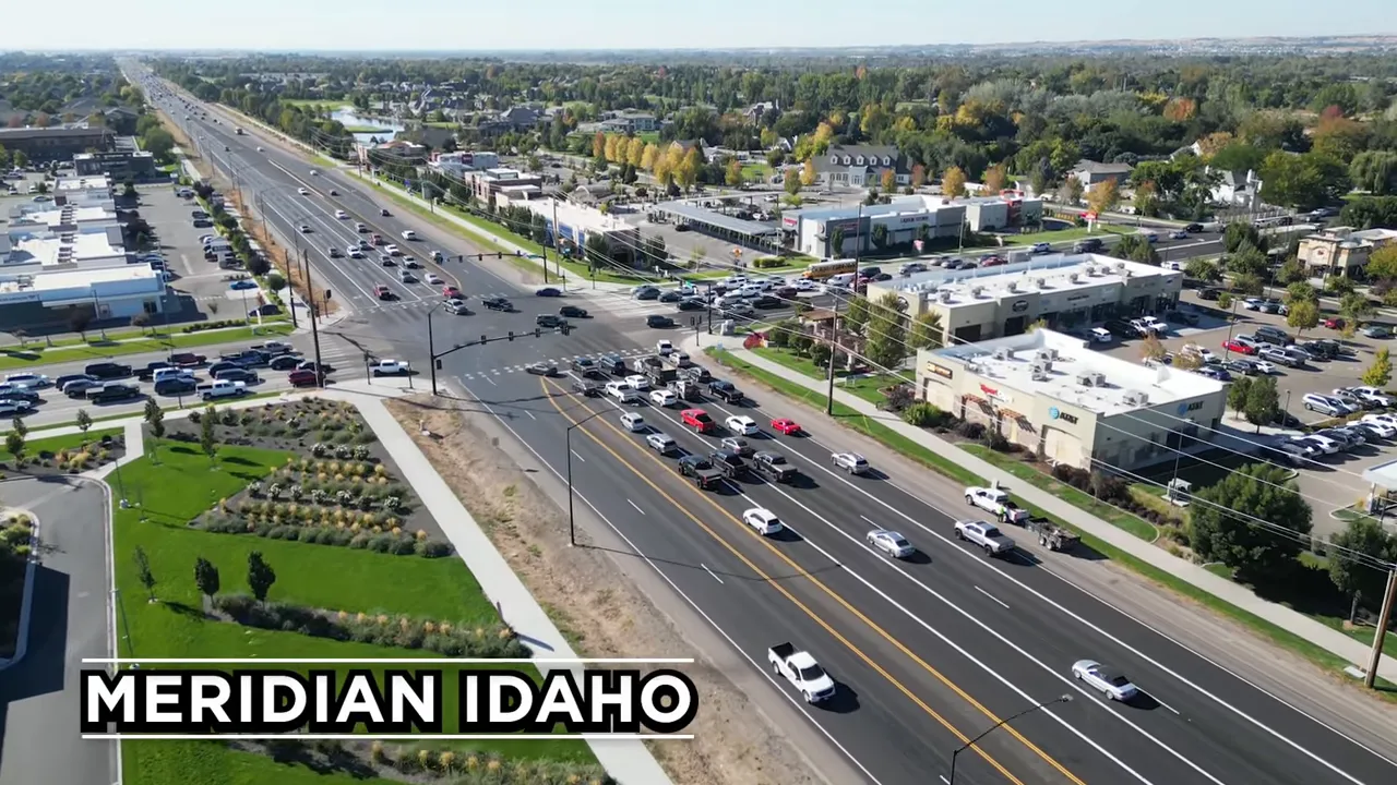 Aerial impression of the crossroads at Chinden and Linder representing central location
