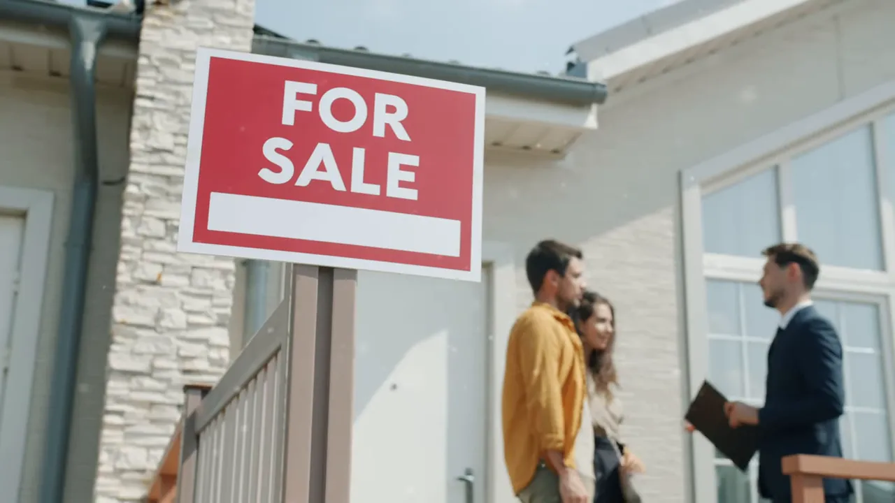 New construction homes sales sign outside a community showing homes are for sale