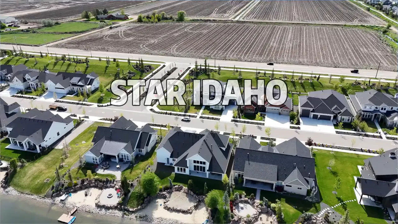 Aerial view of Star Idaho homes beside farmland