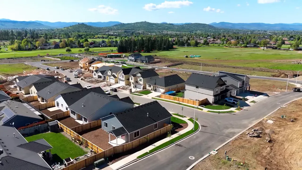 Aerial view of a new housing development in Eagle Point, Southern Oregon