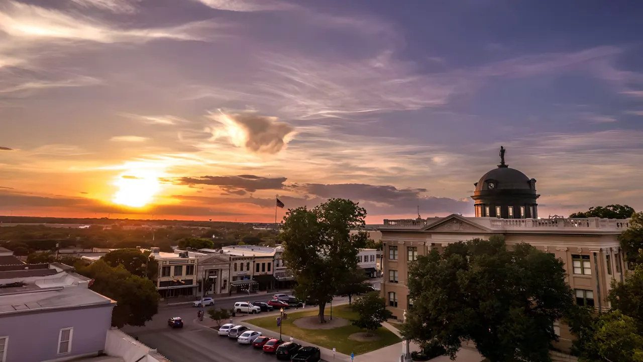 Sunset view over Georgetown downtown