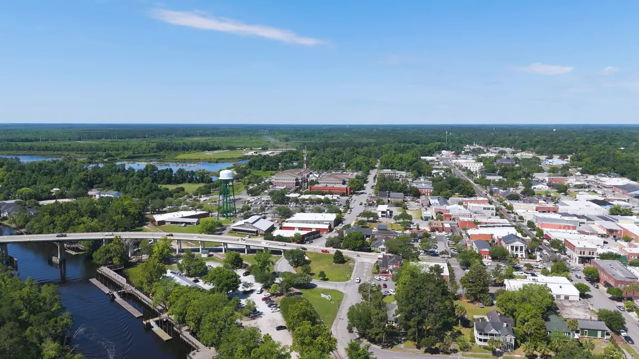 Map overview explaining Conway's location near Myrtle Beach