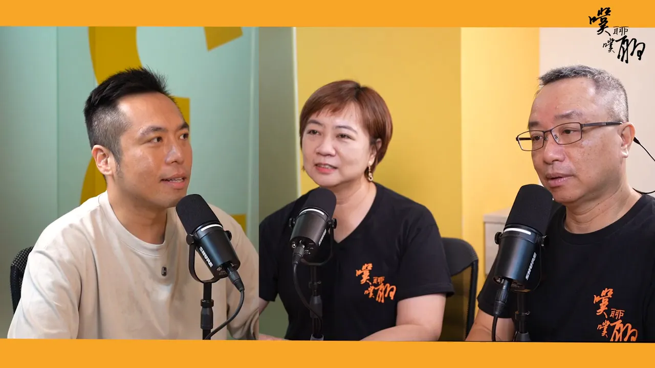 我描述被派往北京管理大型Pub的情景