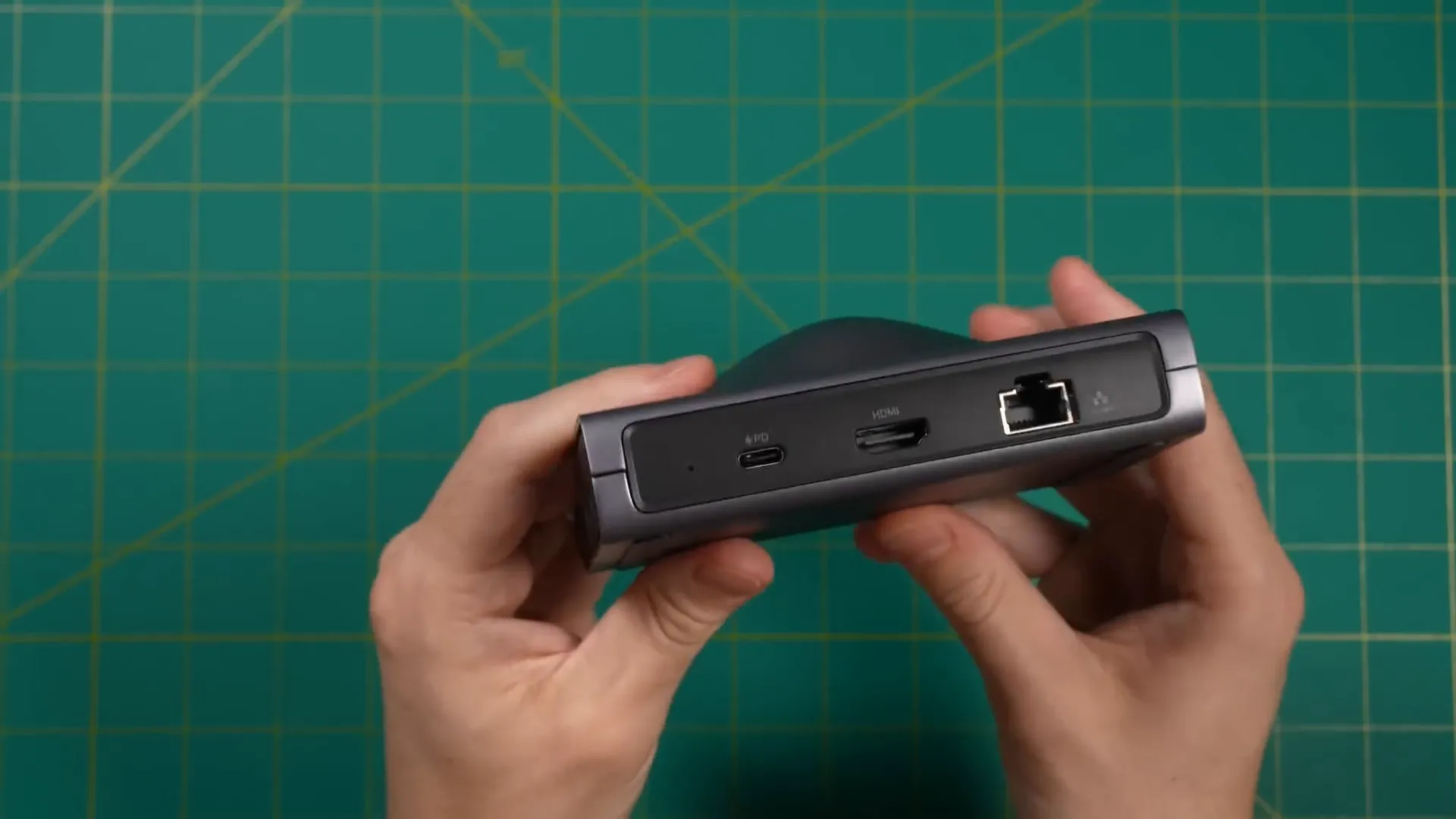 Odin 2 official dock showing USB ports and video out