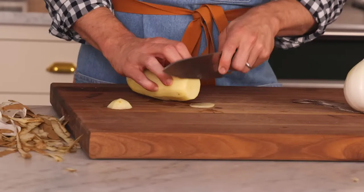 Peeled potatoes ready to slice