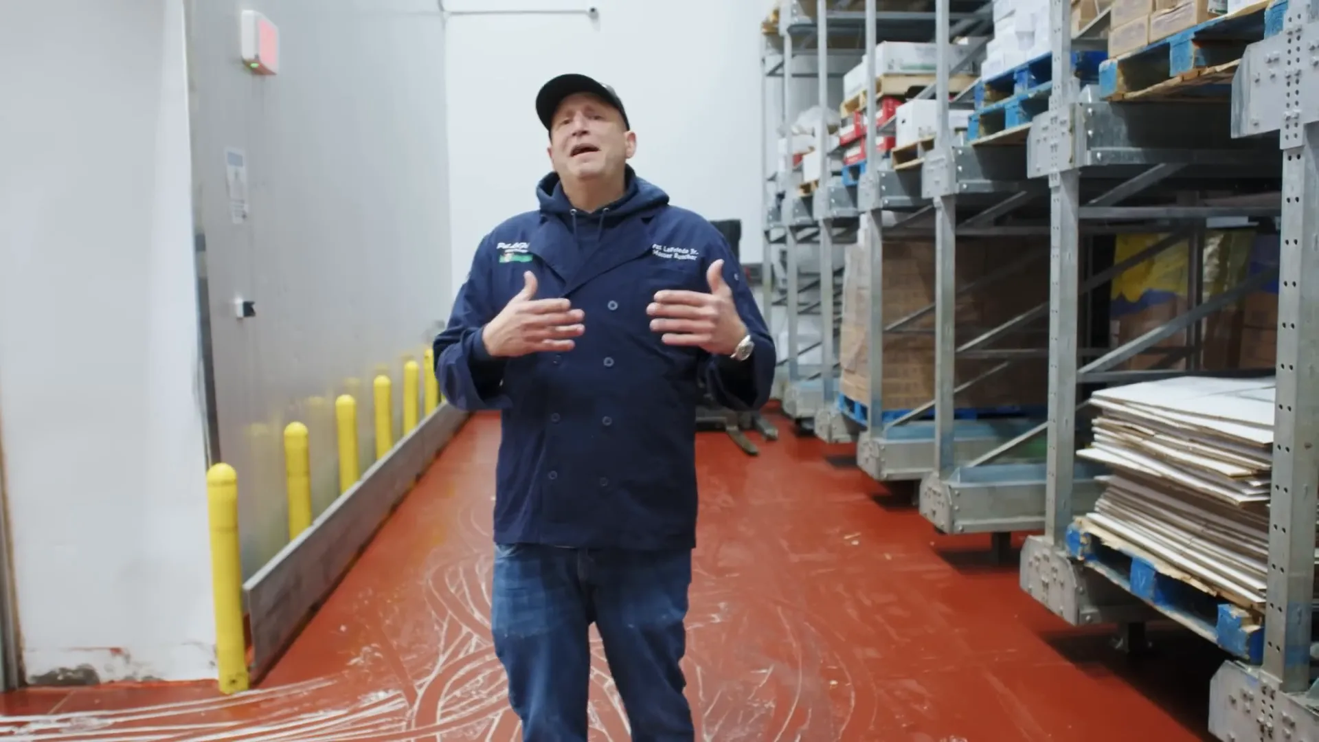 Pat LaFrieda greeting the crew before the night shift starts