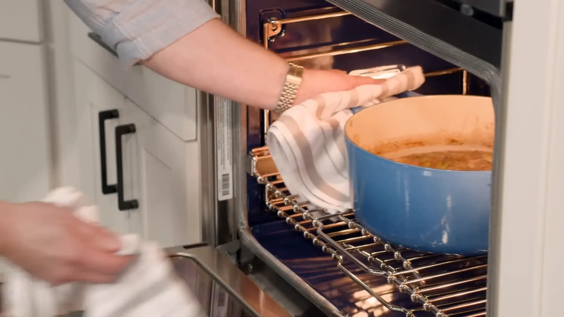 Hash bubbling in the oven during slow cooking