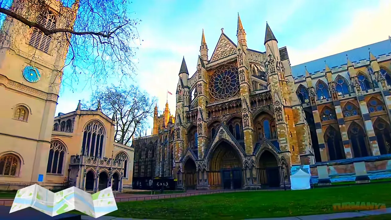 Westminster Abbey&rsquo;nin gotik mimarisi ve kuleleri
