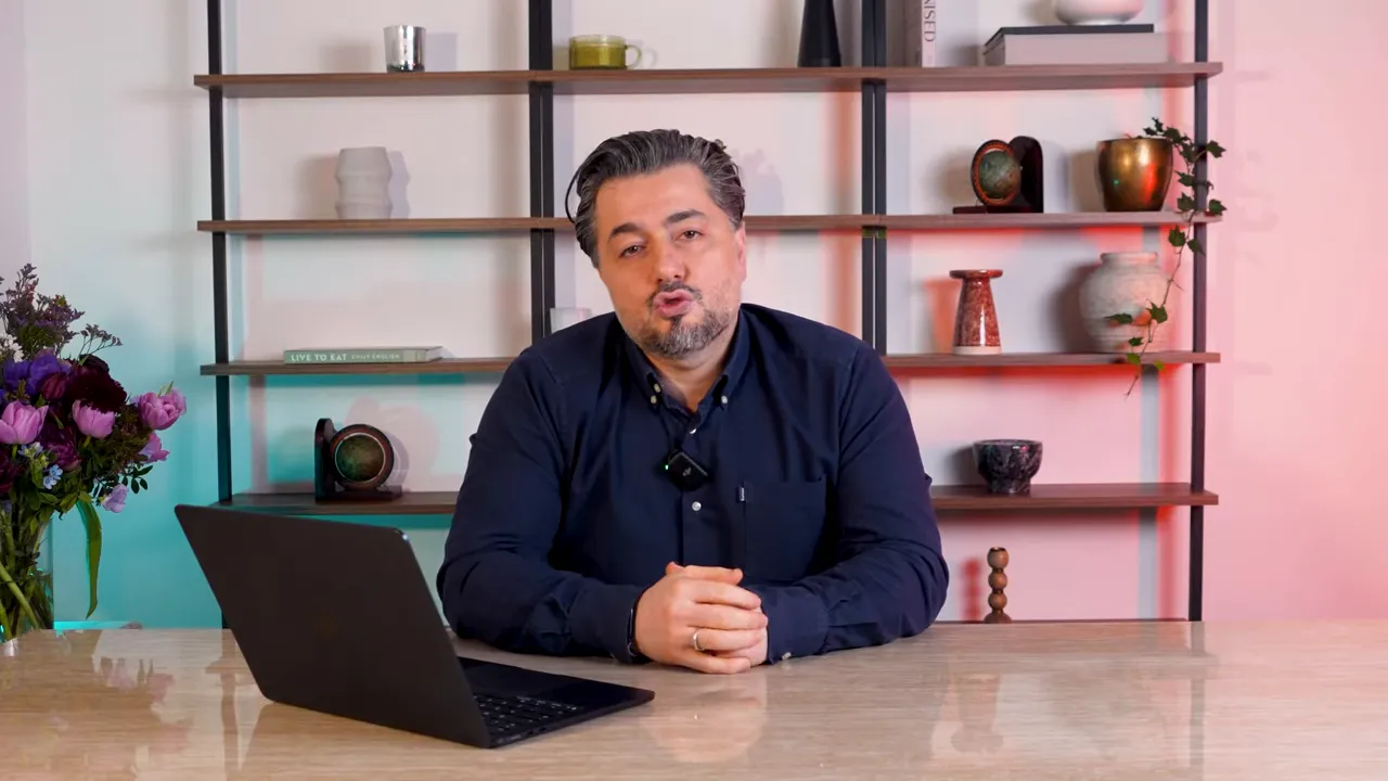 İngiltere vatandaşlığı başvurusu hakkında anlatım yapan uzman ekranda