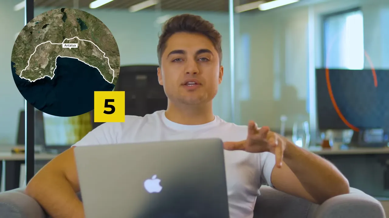 Inset map showing the Antalya coastal region with a yellow '5' overlay, overlaid on a presenter