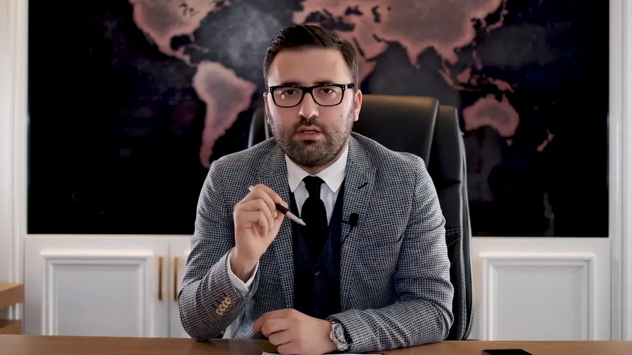 Presenter holding a pen and warning about fines and customs charges for overstaying a foreign car in Turkey