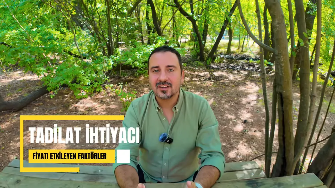 TADİLAT İHTİYACI başlığıyla sunucu, 'fiyatı etkileyen faktörler' grafik notu