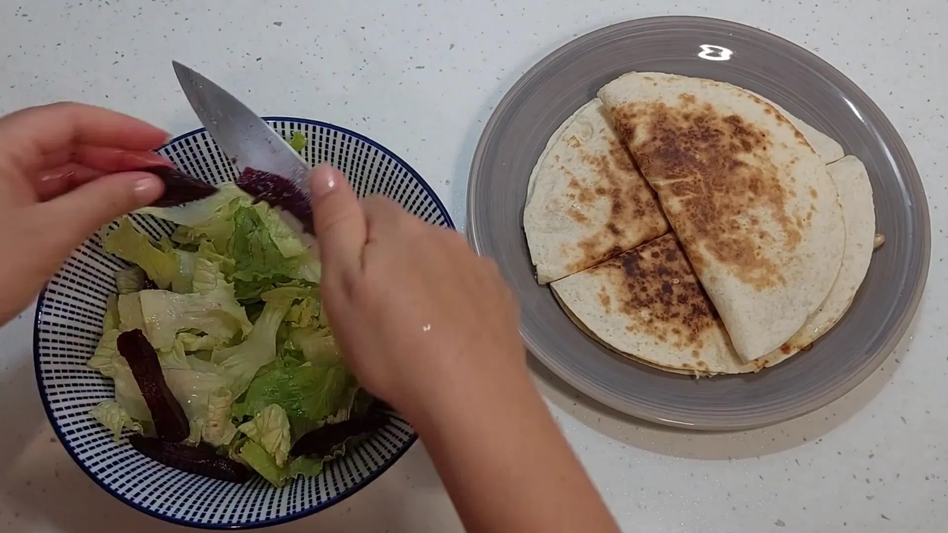 Ensalada con remolacha y aguacate