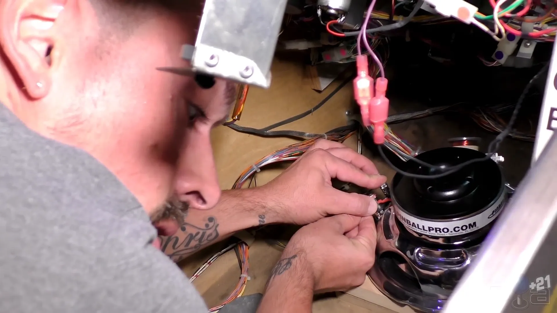 Réparation de l'ampli du subwoofer du flipper