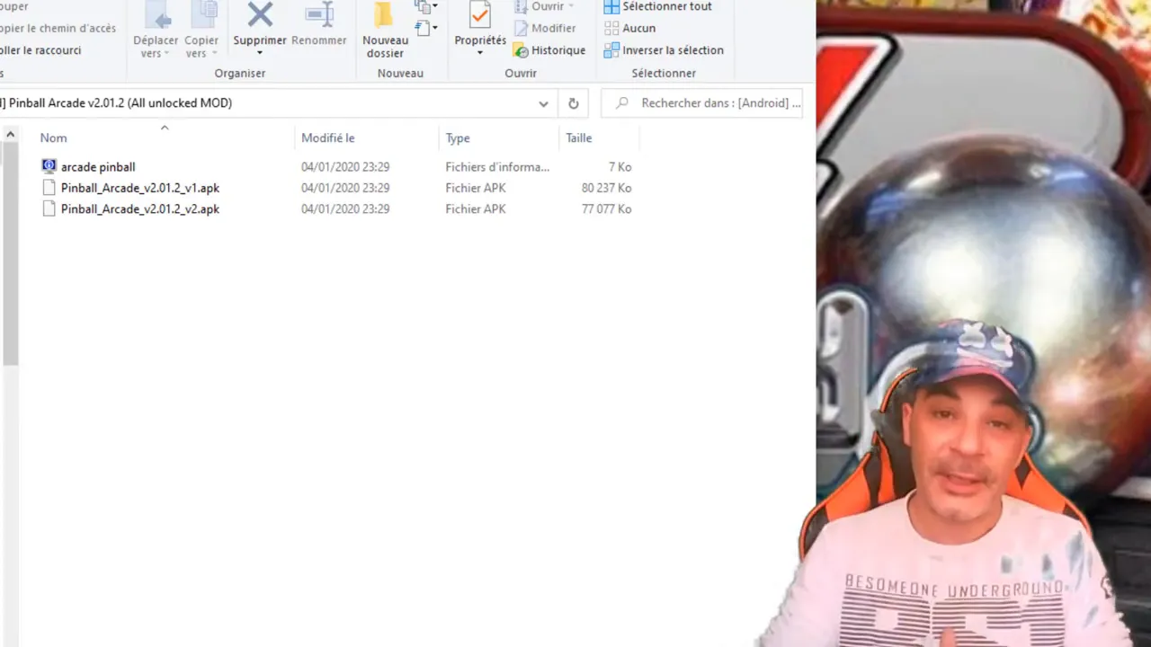 Capture d'écran de l'explorateur montrant les deux APK Pinball Arcade