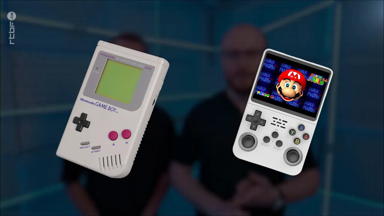 Exemple d'une reproduction moderne avec écran rétroéclairé