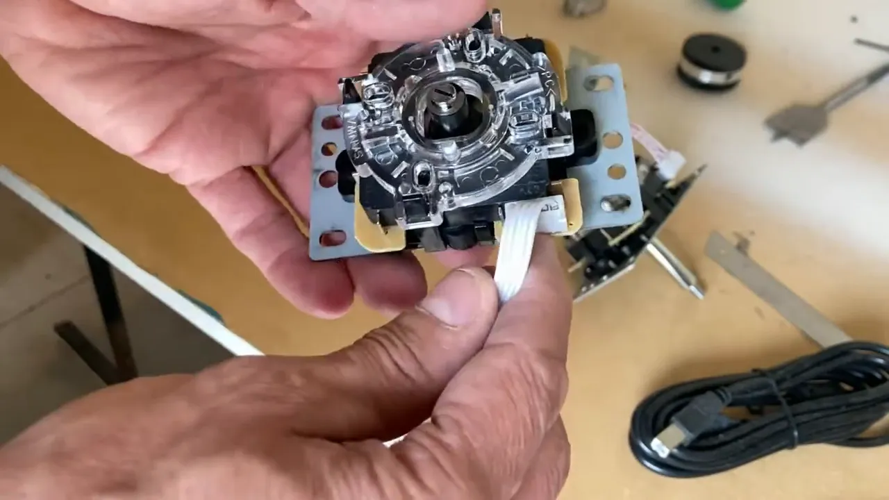 Vérification des axes du joystick via Windows pour repérage top/bas/gauche/droite