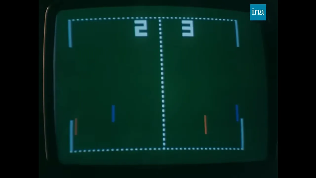 Écran de télévision affichant un jeu de tennis avec score et raquettes