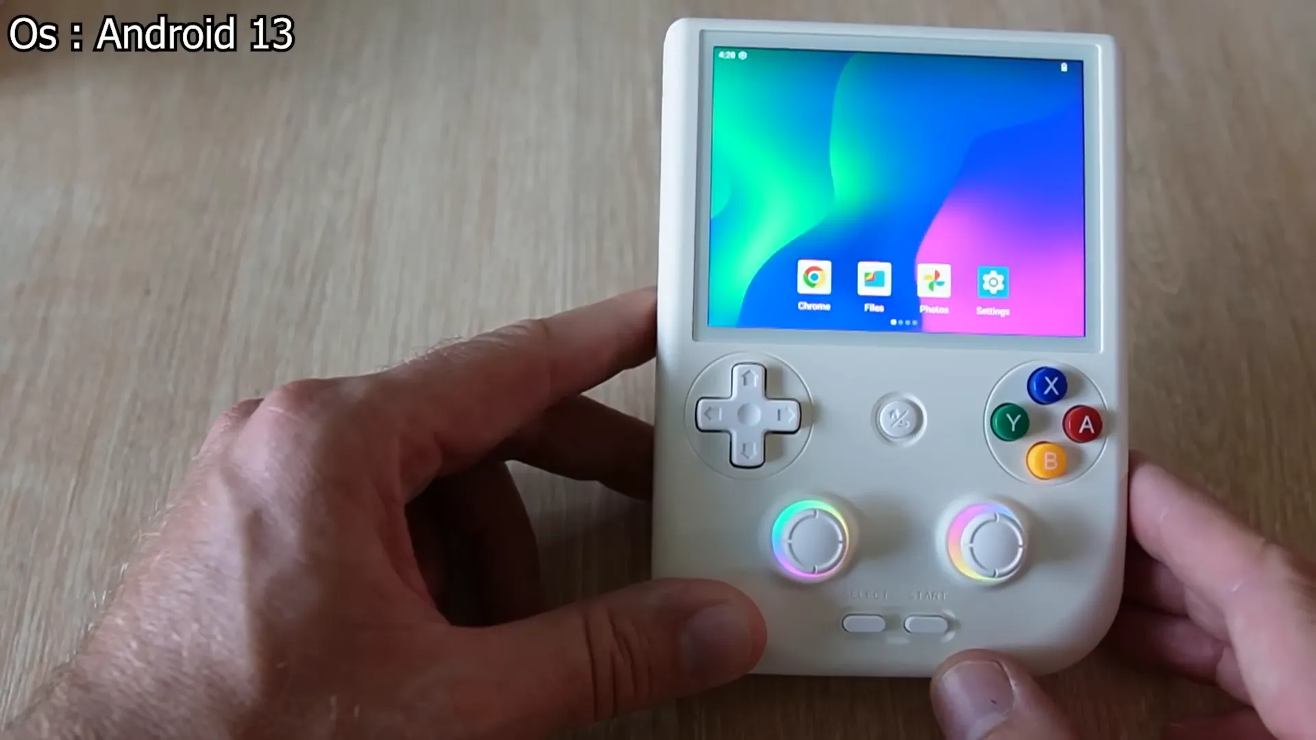 Écran 4/3 IPS 960x720 sublime