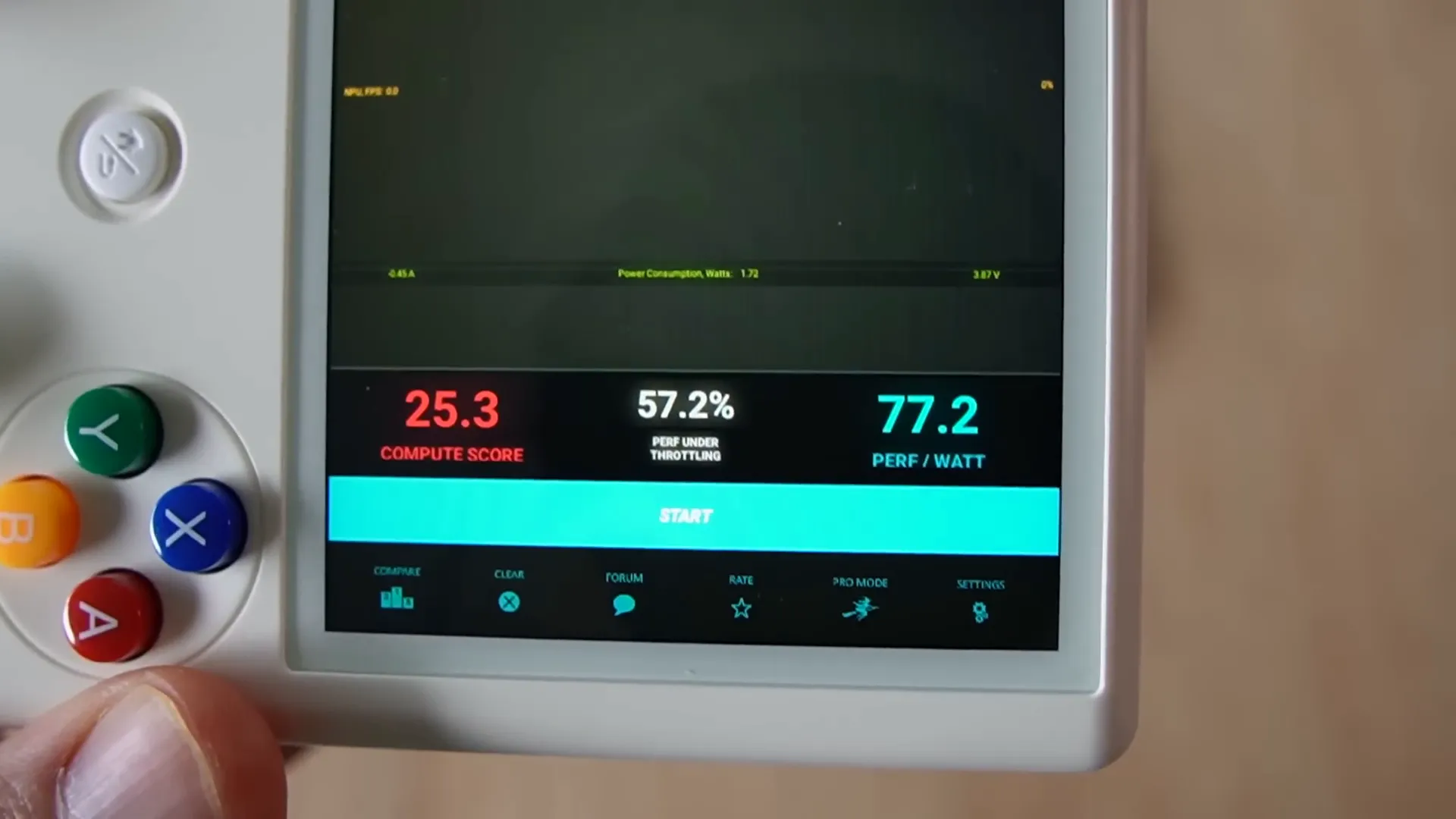 Burnout benchmark en cours, ventilateur actif