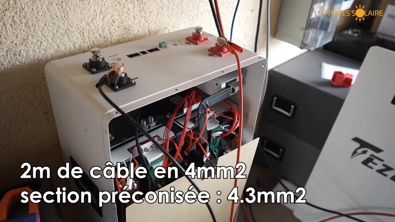 Batterie DIY 15S en extension : câbles externes 4 mm² raccordés au châssis