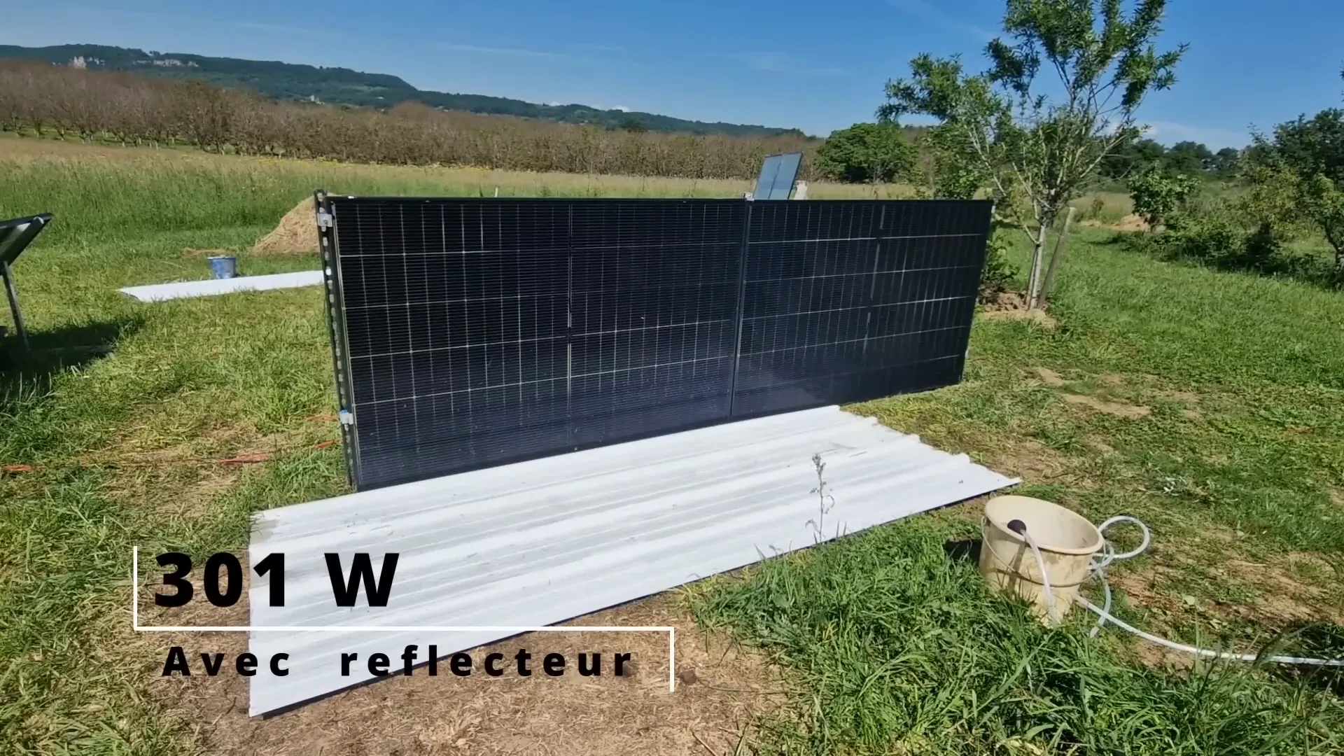 Mesure de la production d'énergie avec tôle réfléchissante.