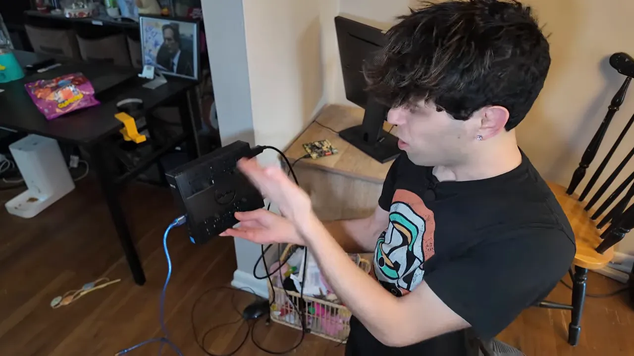 Branchement du mini PC MegaTouch DIY avec câbles connectés