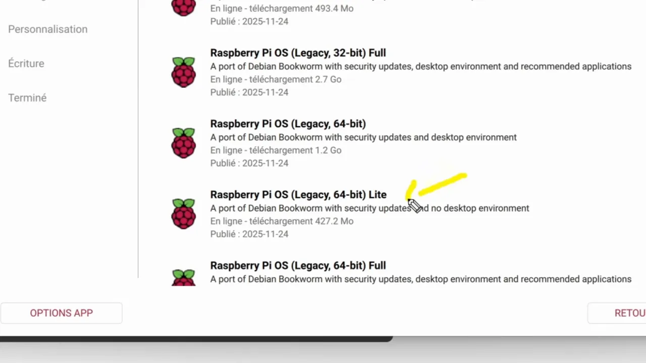 Zoom sur l'option 'Raspberry Pi OS (Legacy, 64-bit) Lite' dans Raspberry Pi Imager avec un pointeur