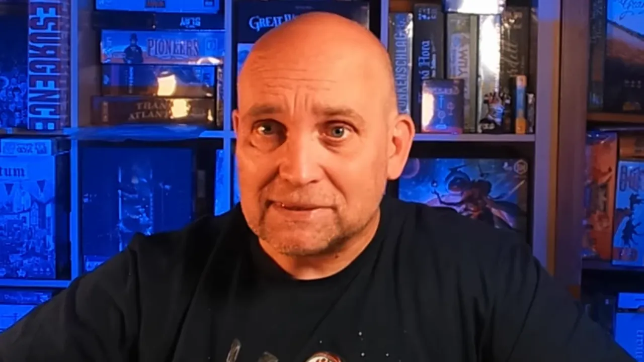 Intro: Blick auf Messeseiten und Katalogübersicht