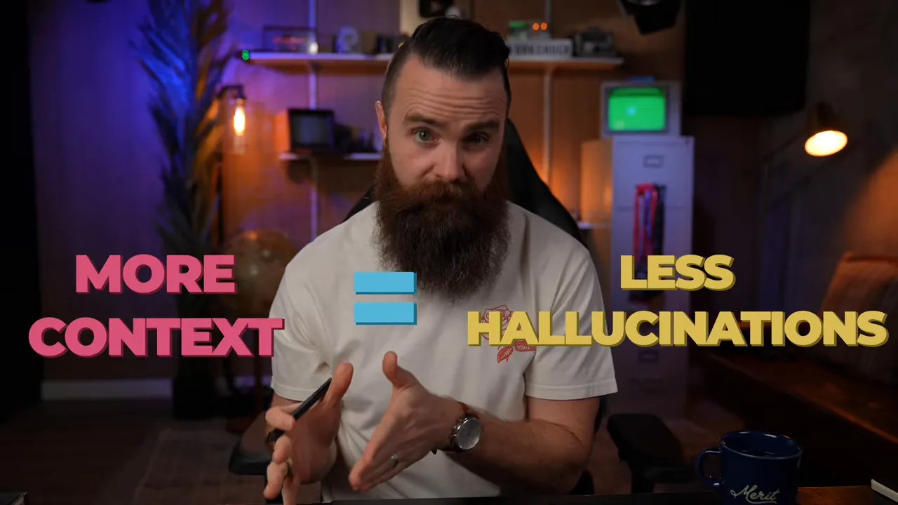 Dòng chữ More Context bằng Less Hallucinations bên cạnh người trình bày