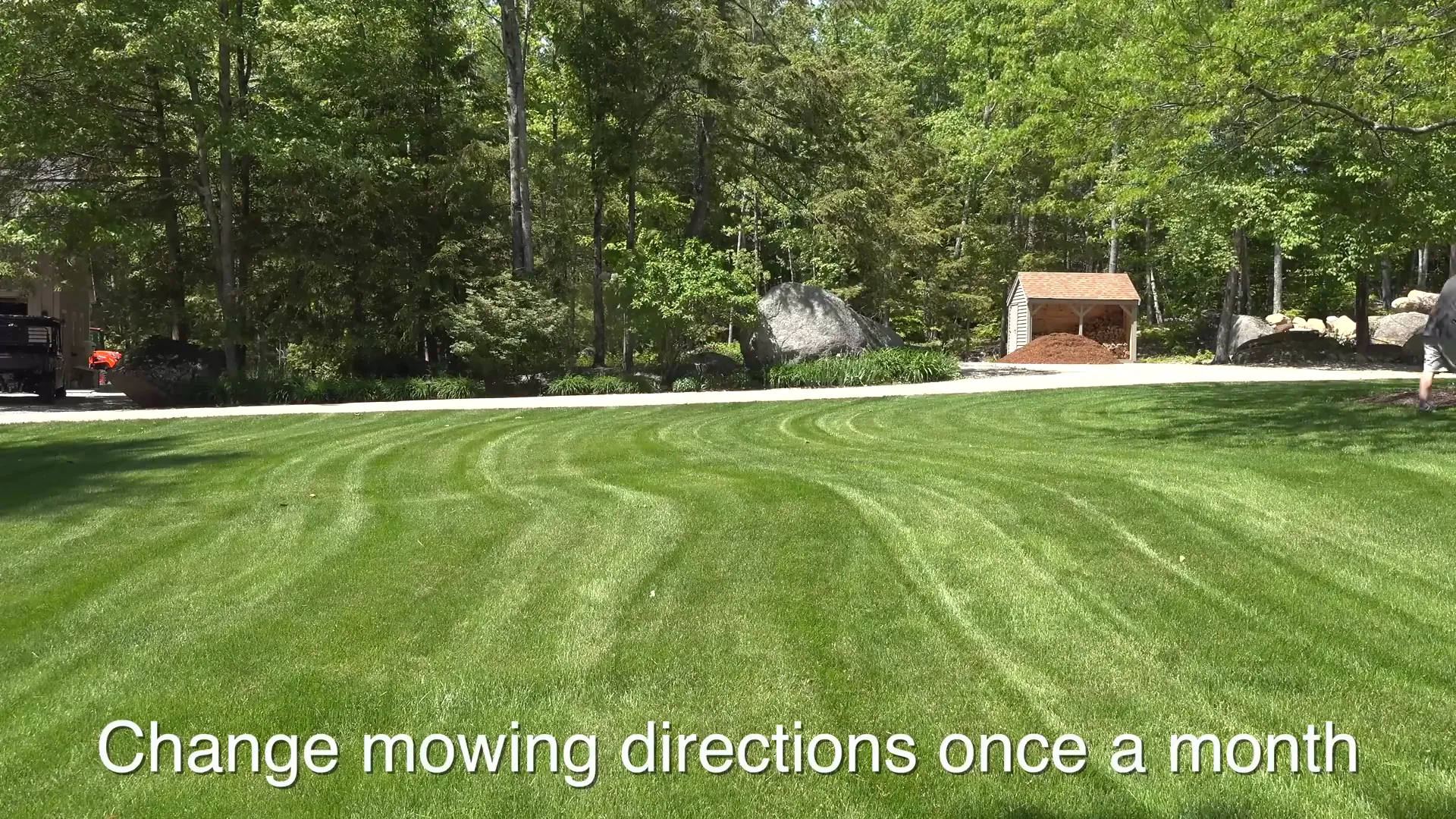 Changing mowing direction