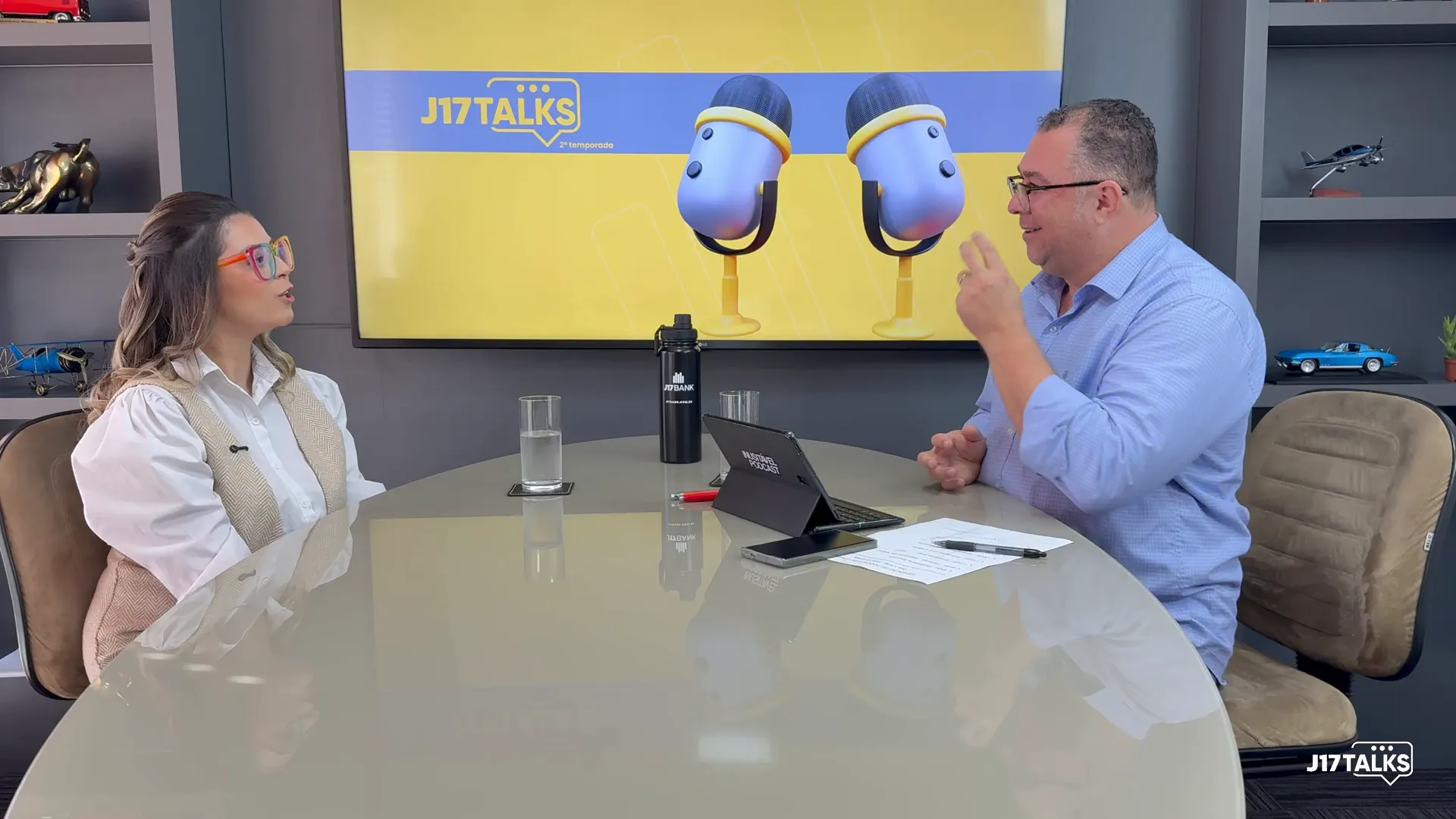 Tamires falando sobre a fusão do humano com o corporativo