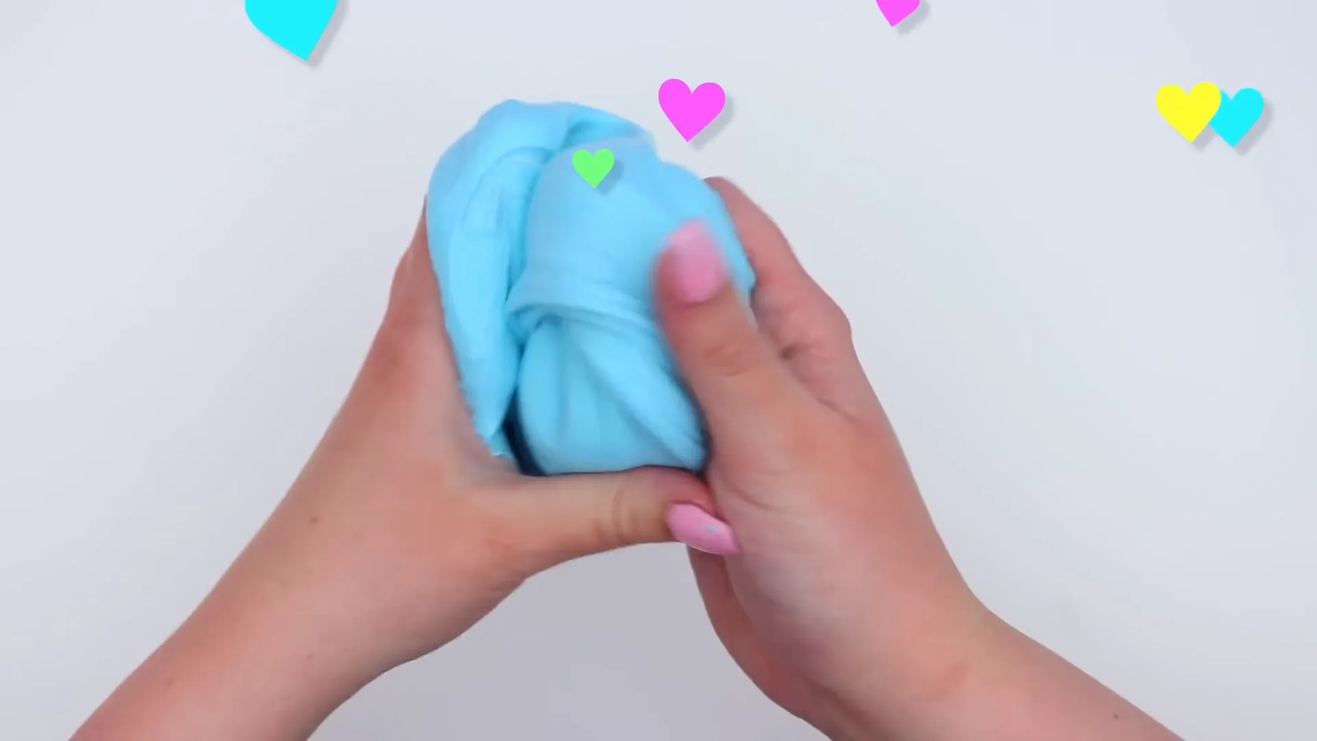 Kneading the slime with hands