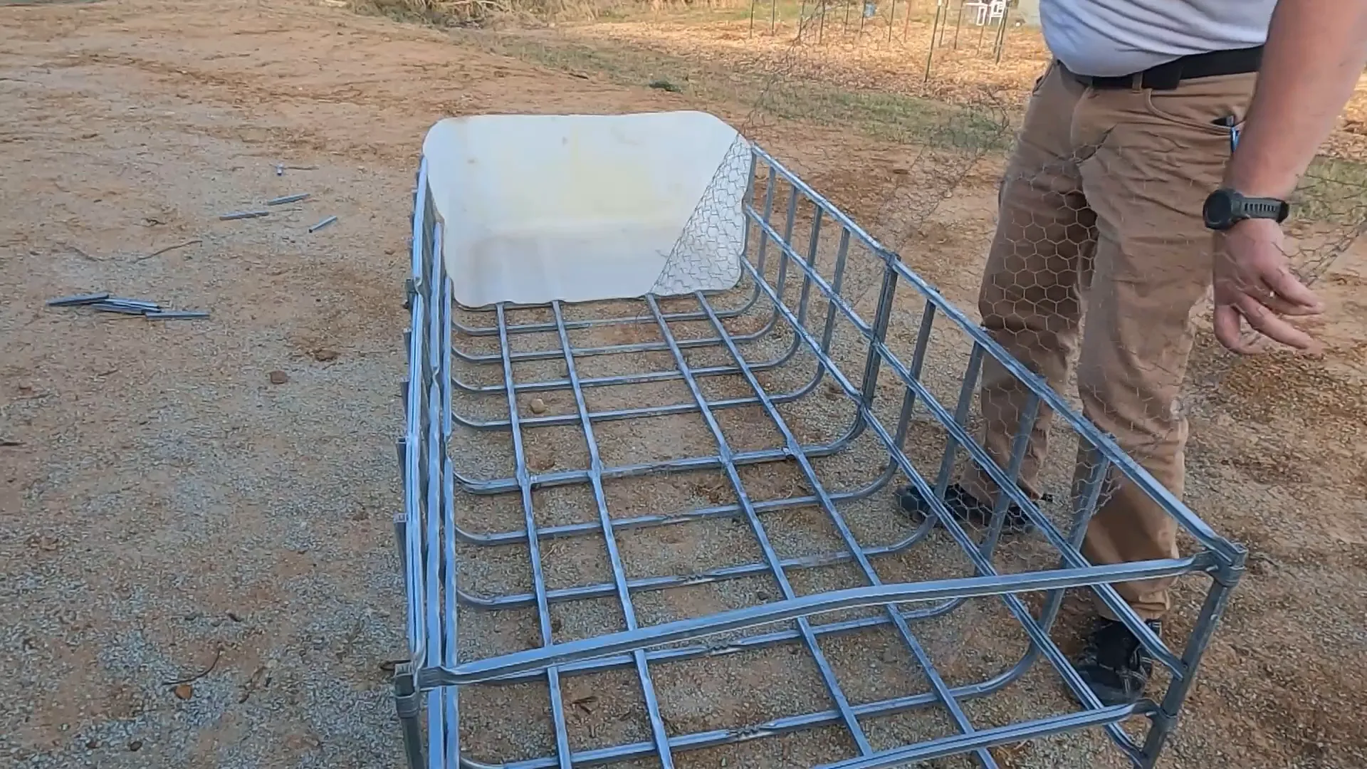 Measuring chicken wire for lining