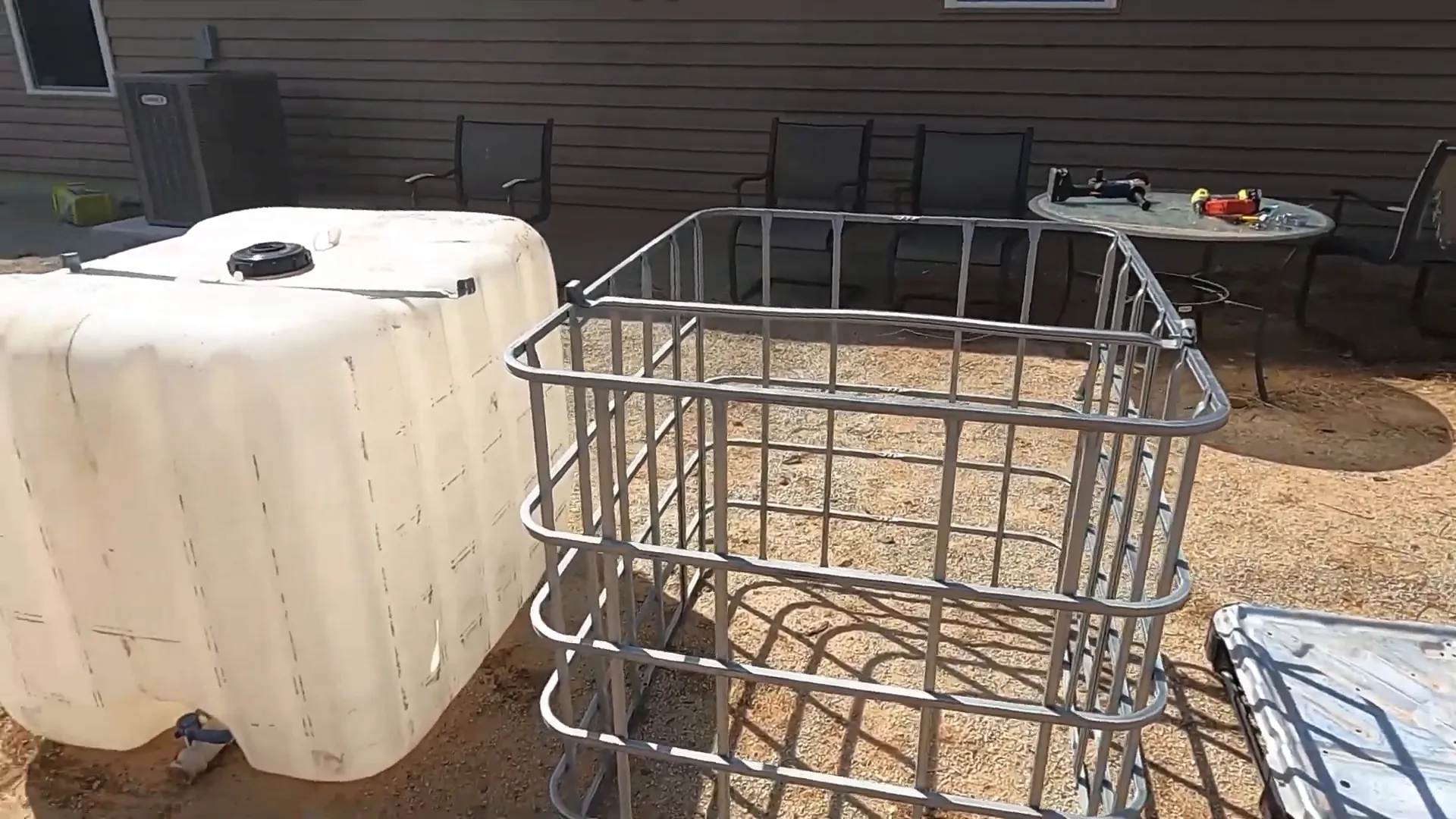dissassembling IBC tote