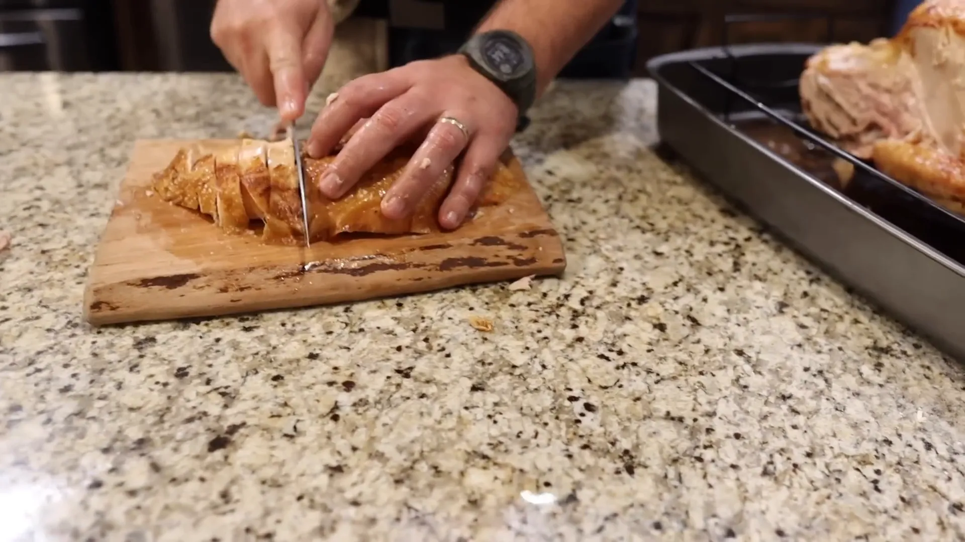 Determining the grain direction for slicing