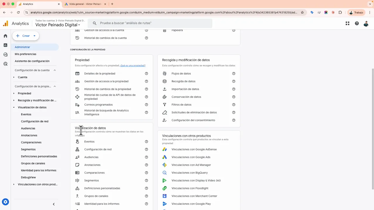 Menú Administrar de Google Analytics 4 con Recogida de datos y Vinculaciones con Google Ads