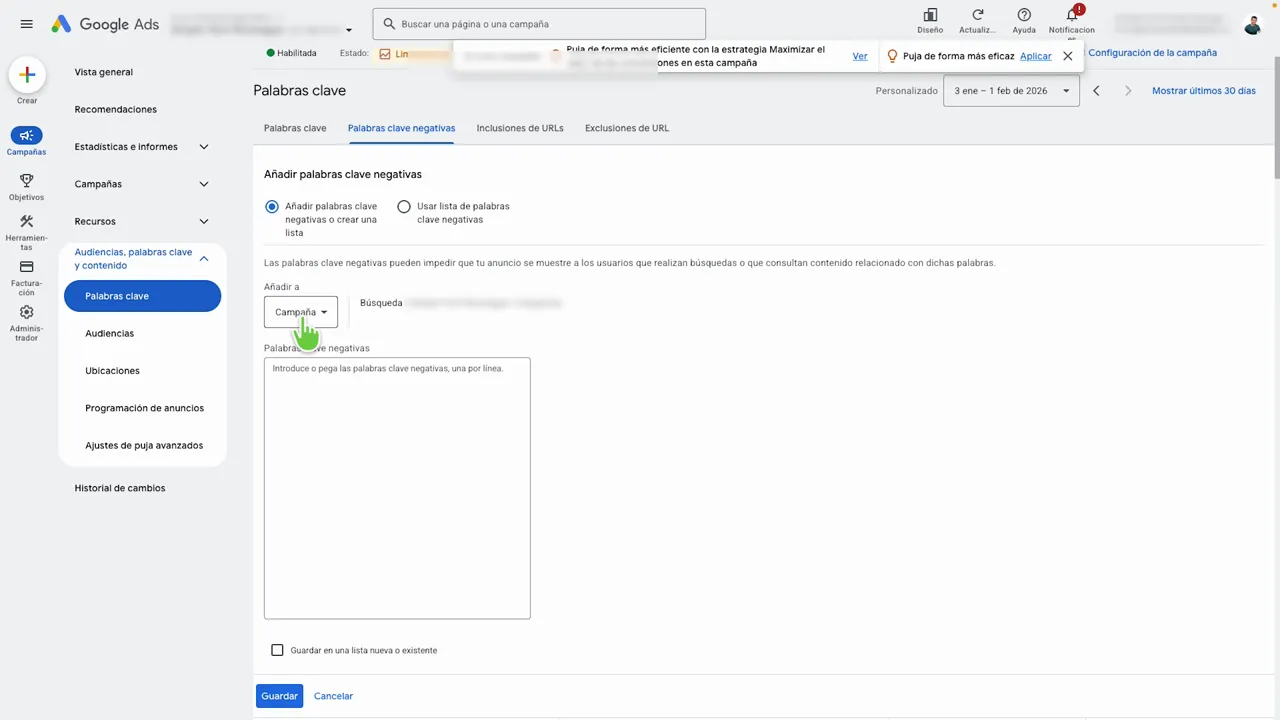 Pantalla de Google Ads para añadir palabras clave negativas con selector 'Añadir a' y cuadro para pegar palabras