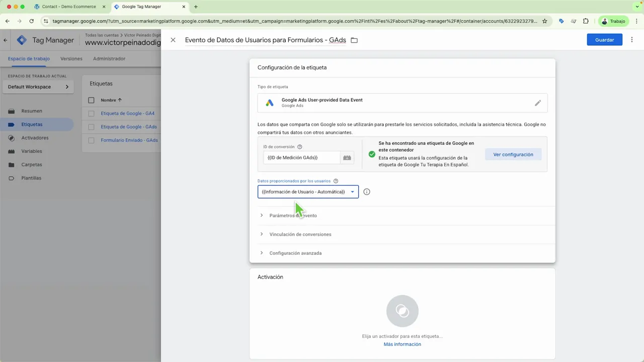 Etiqueta 'Google Ads User-provided Data Event' en Google Tag Manager con la variable '{{Información de Usuario - Automática}}' seleccionada en el campo de datos proporcionados por el usuario.
