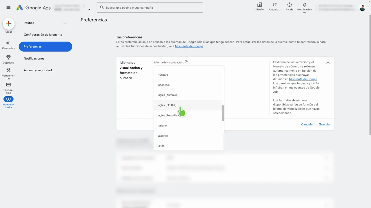 Pantalla de Preferencias de Google Ads mostrando el menú para cambiar el idioma y la opción 'Inglés (EE. UU.)' seleccionada.